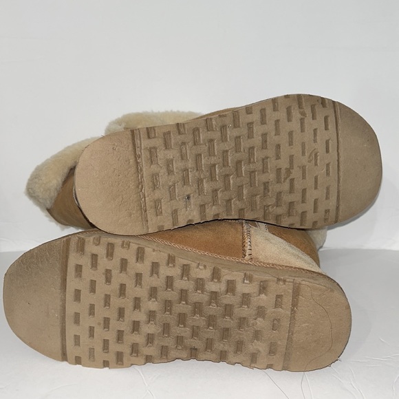 UGG Purely Merino from Australia Tan boots size 8” - Picture 9 of 11